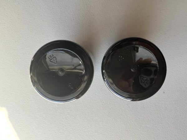 Ingredientes naturales en cápsulas de musgo marino y shilajit