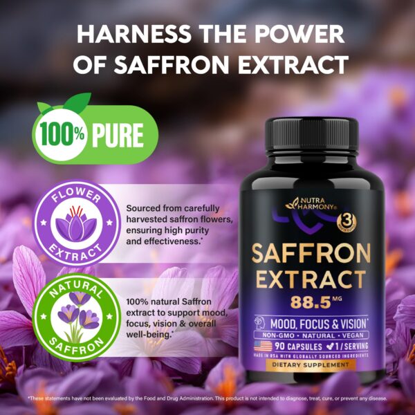 Ingredients panel on saffron bottle