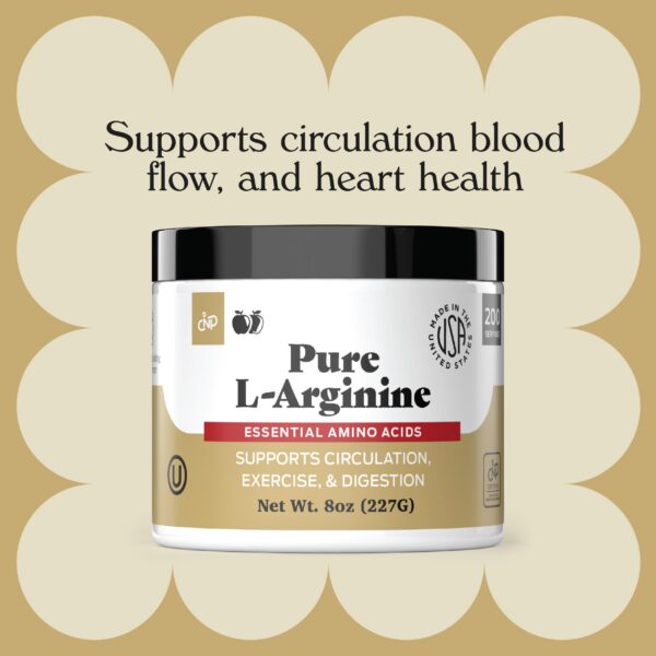 Frasco de L-arginina en polvo sobre estante