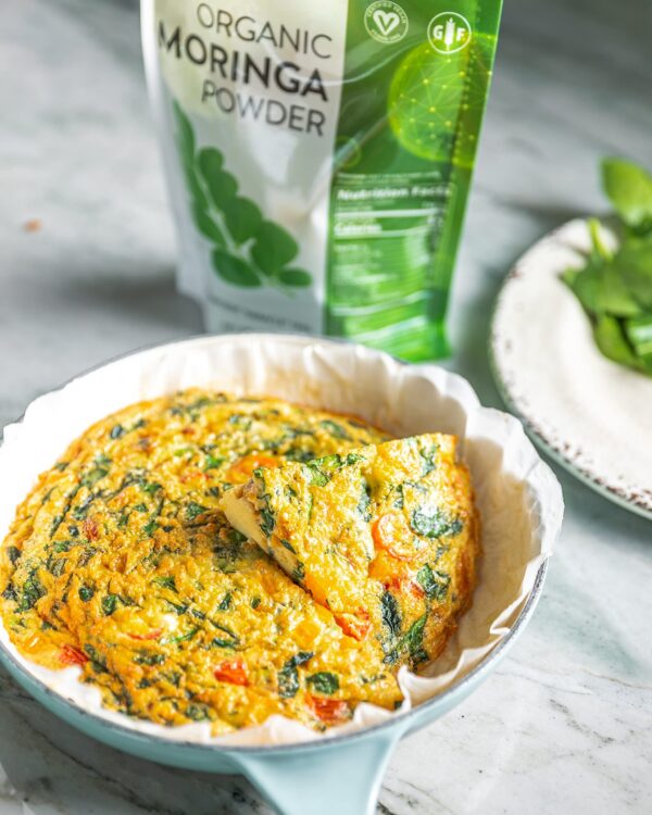 MRM Moringa polvo envase en primer plano