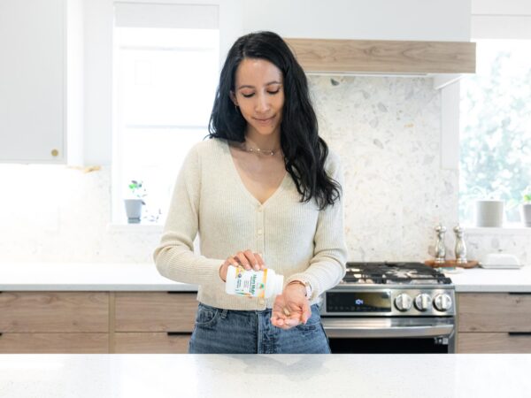 Multivitaminas Raise Them Well con metilfolato y superalimentos