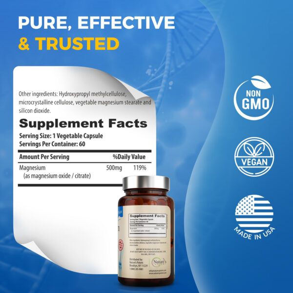 Cajas y cápsulas en estante