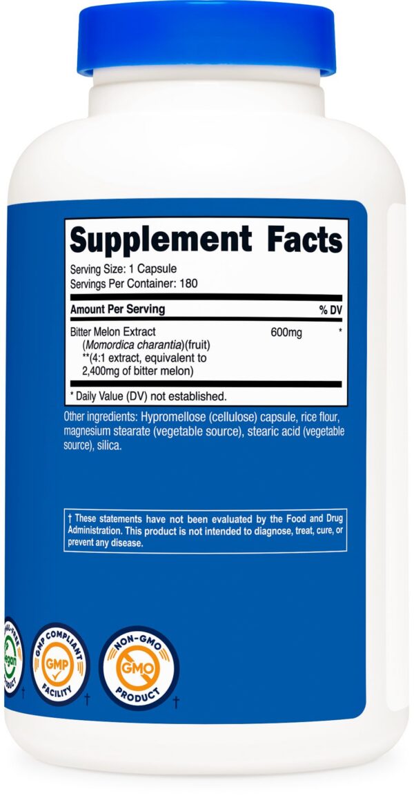 Version 1.0.0 Frasco sobre mesa con etiqueta visible