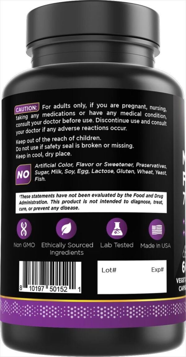 Cajas y cápsulas en estante