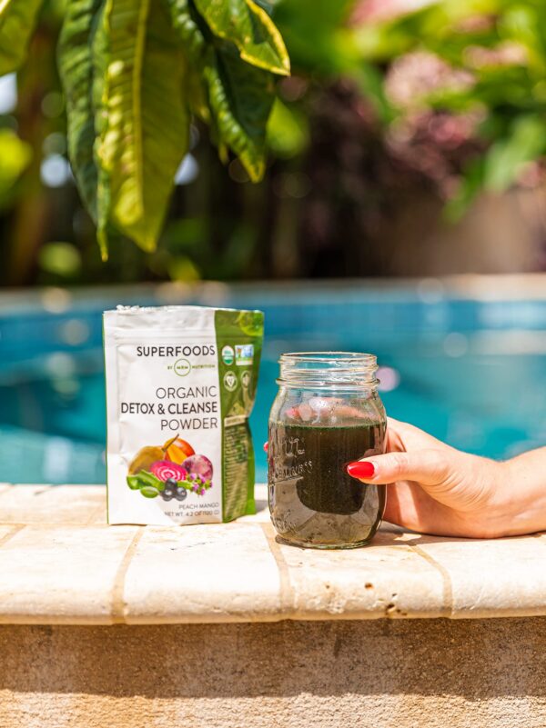 Polvo detox MRM con ingredientes veganos y sin gluten fácil de usar