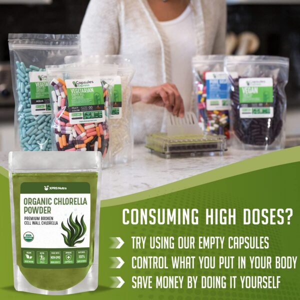 Version 1.0.0 Polvo orgánico chlorella XPRS Nutra mezclado en batido saludable