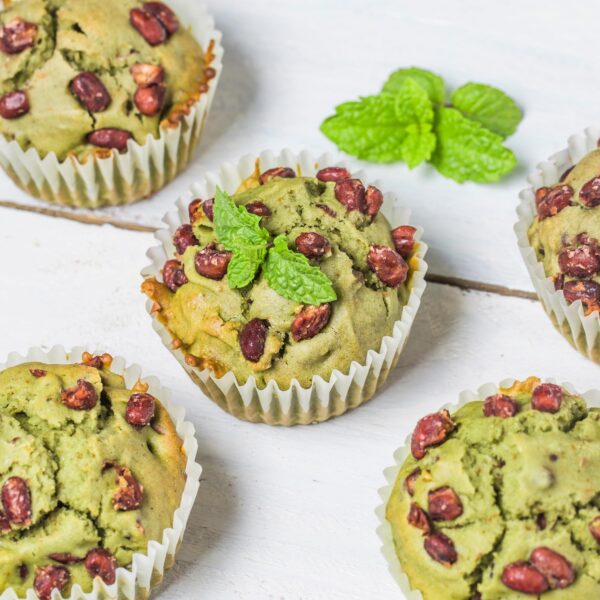 Kuli Kuli polvo de moringa en mesa