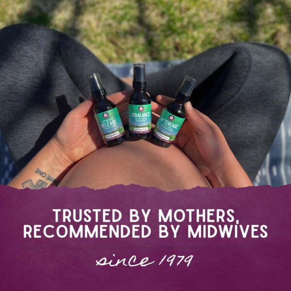 Suplemento herbal natural WishGarden en botella de 4 oz líquidas