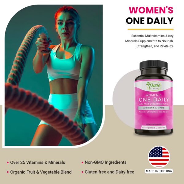 Parte trasera etiqueta Pure By Nature multivitamínico femenino detalle ingredientes