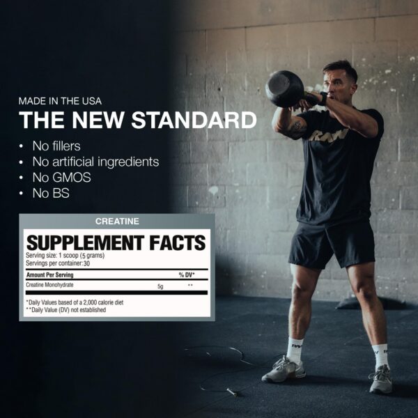 Frasco de RAW Creatine monohydrate con información