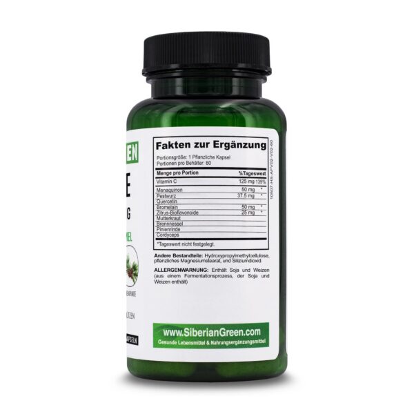 Frasco y cápsulas sobre fondo blanco