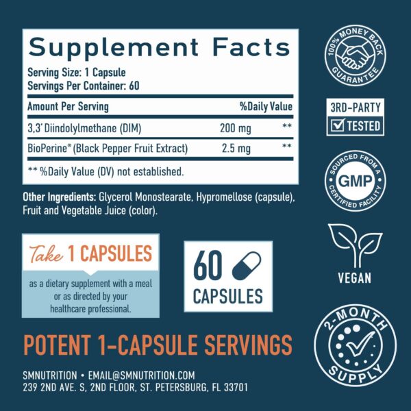 Frasco en estante con sello de calidad