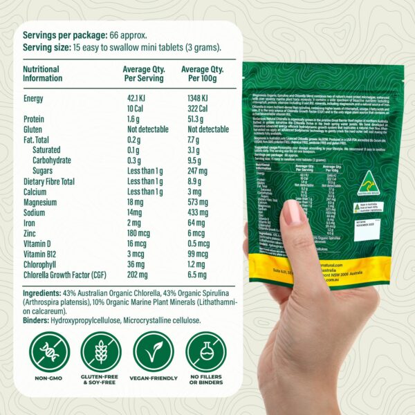 Tabletas espirulina y chlorella orgánicas Biogenesis enfoque cercano