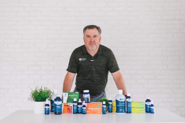 Version 1.0.0 Logotipo Trace Minerals en etiqueta