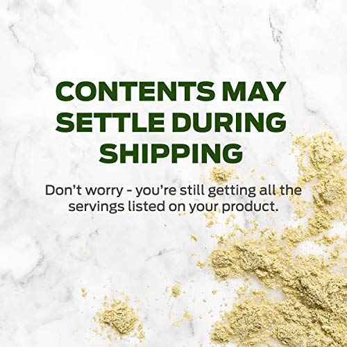 scoop de Vega Sport Pre-Workout polvo baya